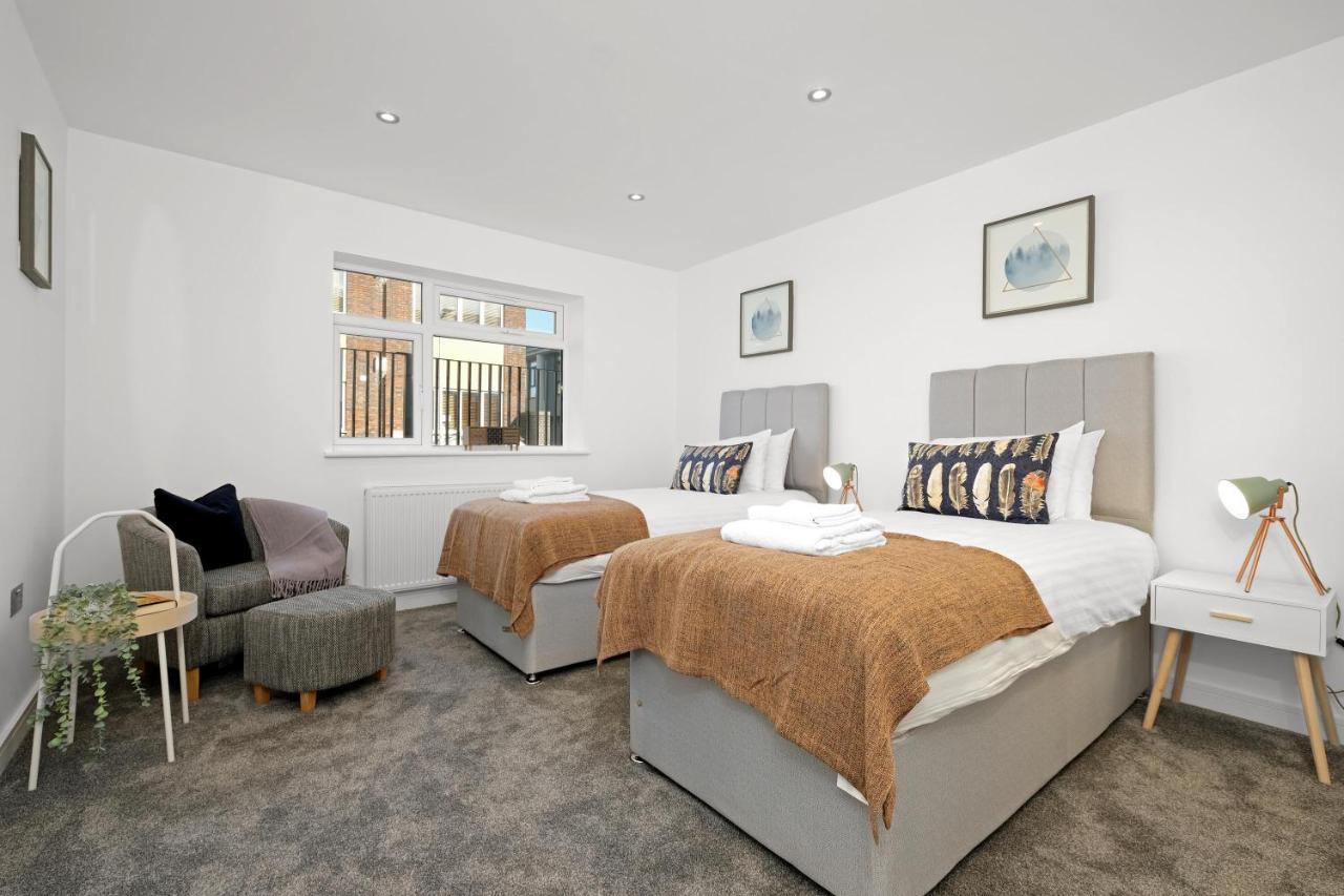 St Martins 2 Bedroom Apartments In Ruislip By 360 Stays Eksteriør billede