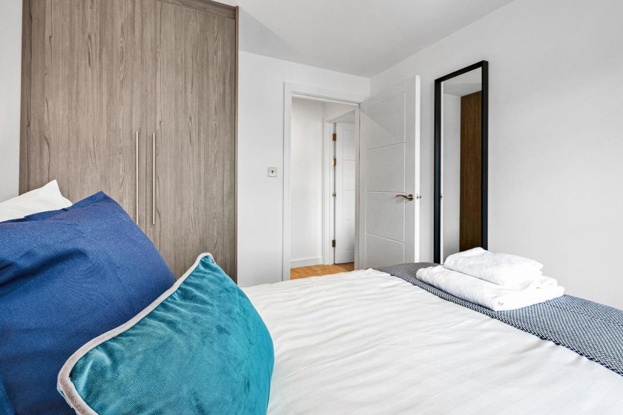 St Martins 2 Bedroom Apartments In Ruislip By 360 Stays Eksteriør billede