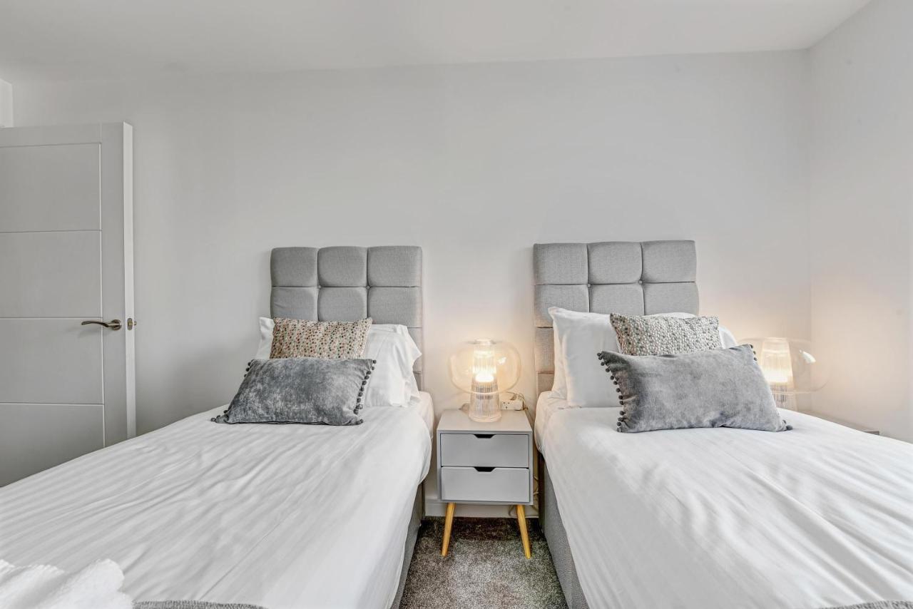 St Martins 2 Bedroom Apartments In Ruislip By 360 Stays Eksteriør billede