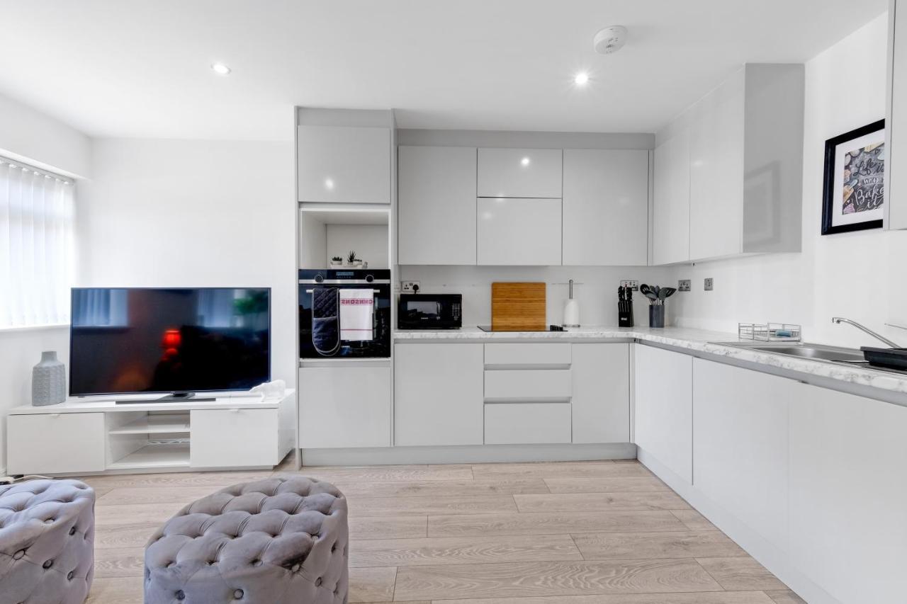 St Martins 2 Bedroom Apartments In Ruislip By 360 Stays Eksteriør billede