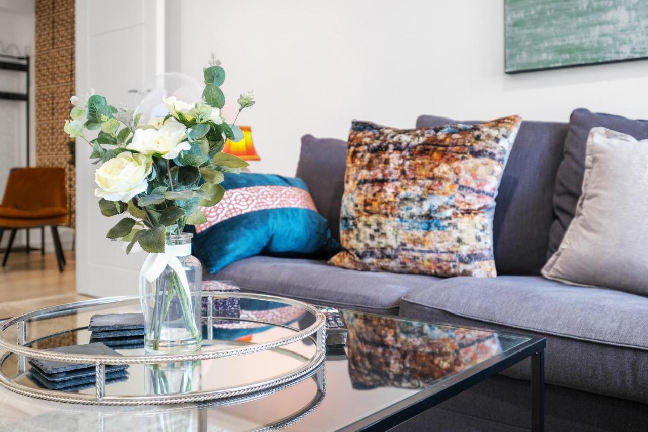 St Martins 2 Bedroom Apartments In Ruislip By 360 Stays Eksteriør billede
