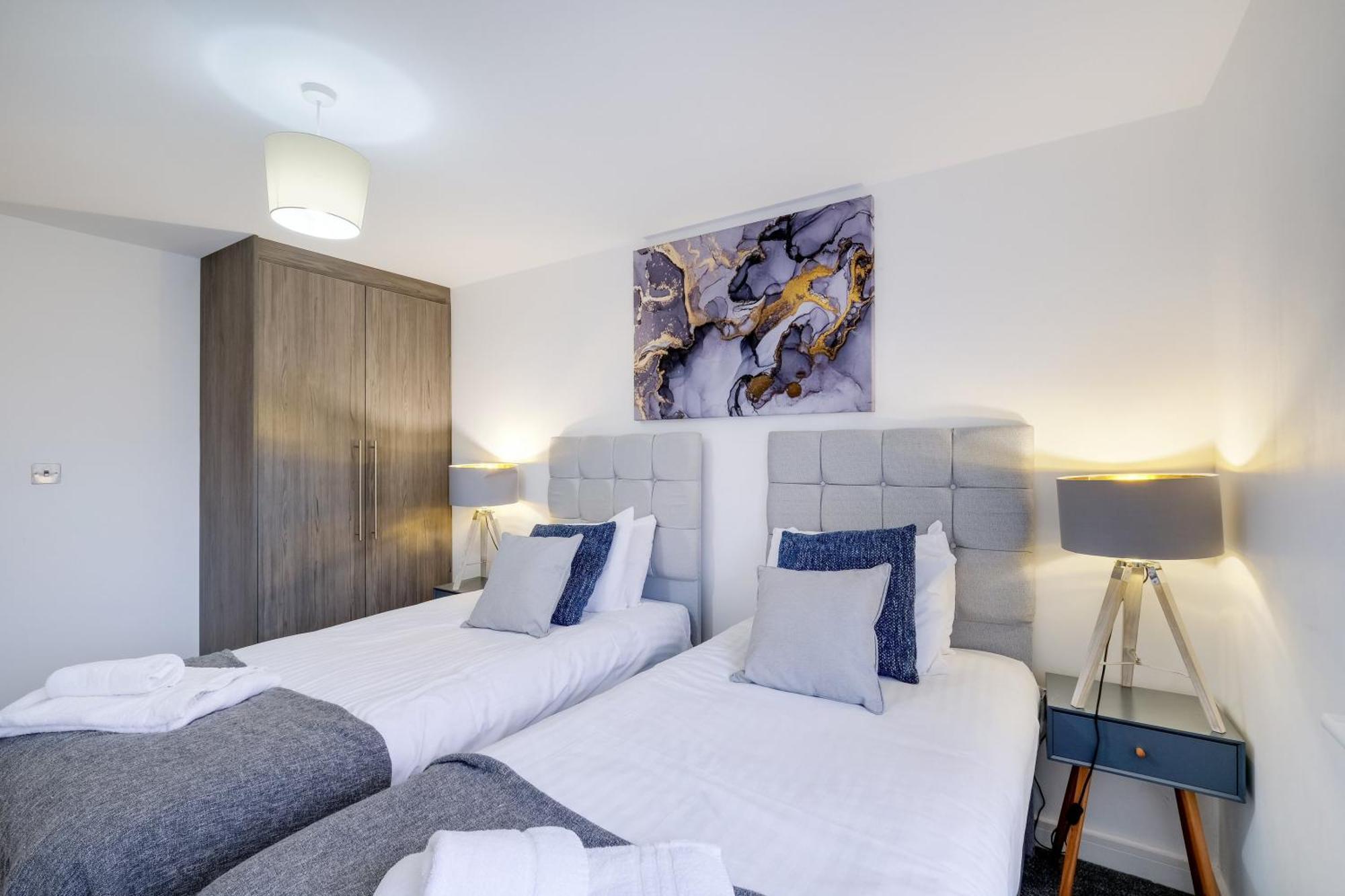 St Martins 2 Bedroom Apartments In Ruislip By 360 Stays Eksteriør billede