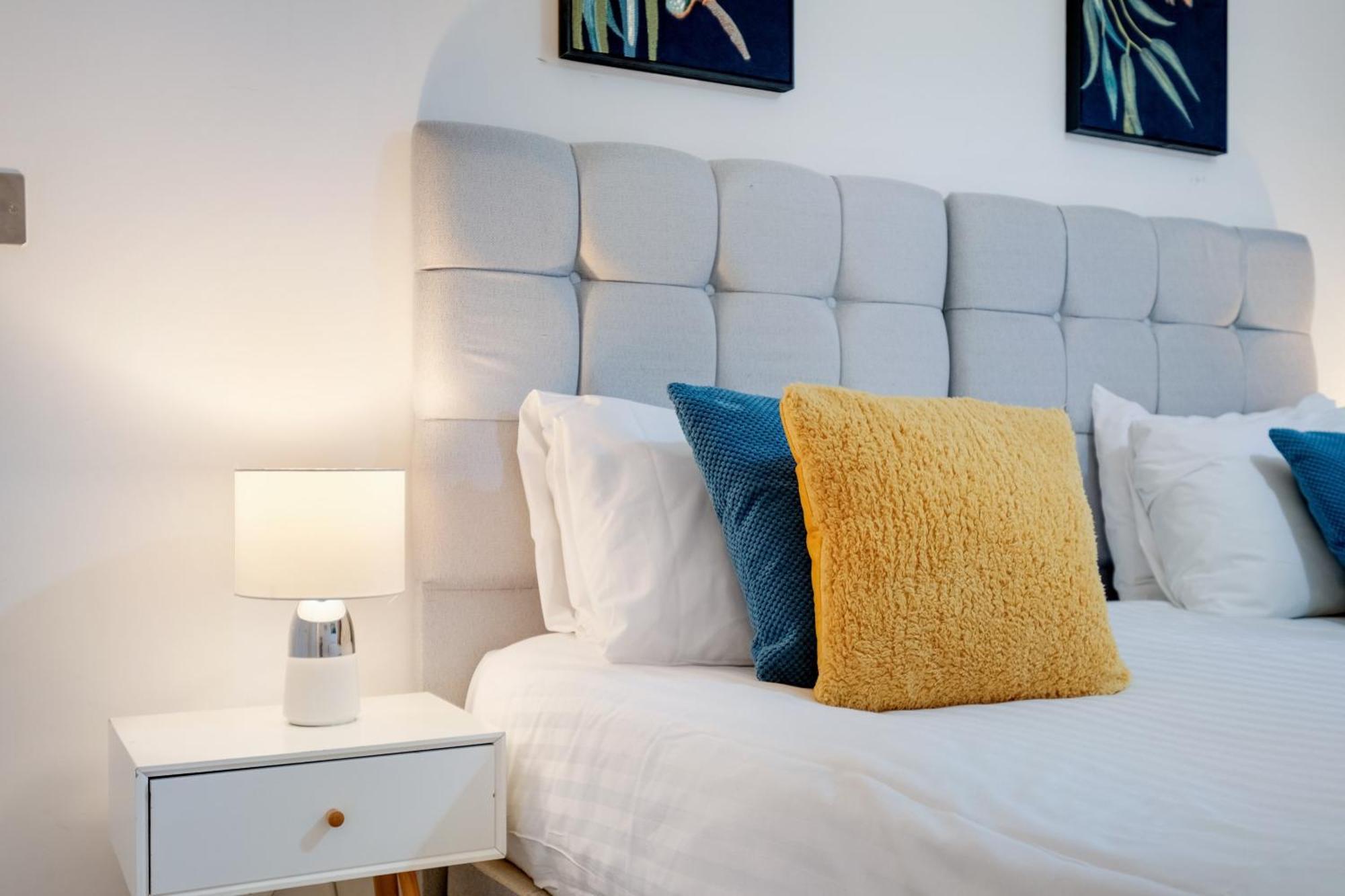 St Martins 2 Bedroom Apartments In Ruislip By 360 Stays Eksteriør billede